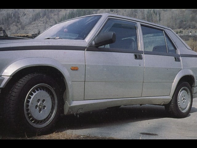 Alfa 75 evoluzione parafanghi in vetroresina (Usato) a Purasca per CHF 170 – con consegna | Acquista su